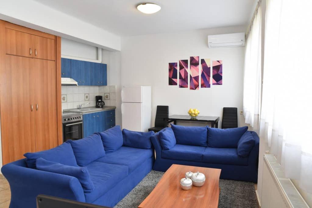 A Modern Bright Studio In The Center Of كاستوريا المظهر الخارجي الصورة